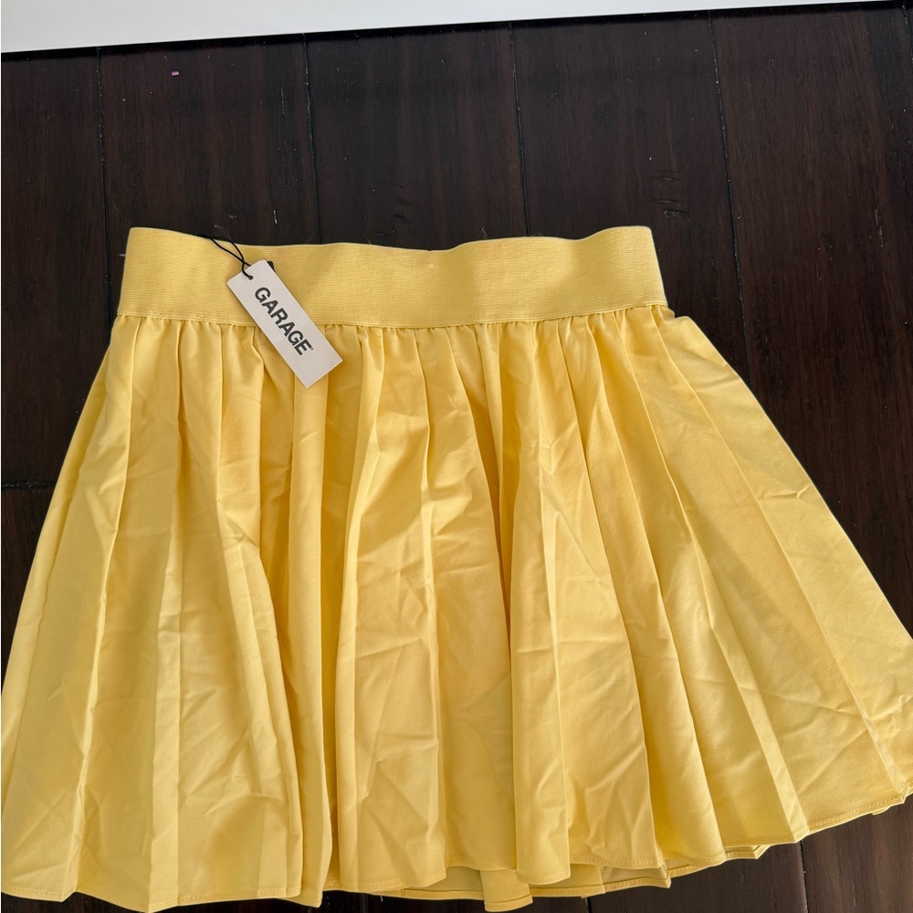 Garage butter Yellow pleaded Skirt